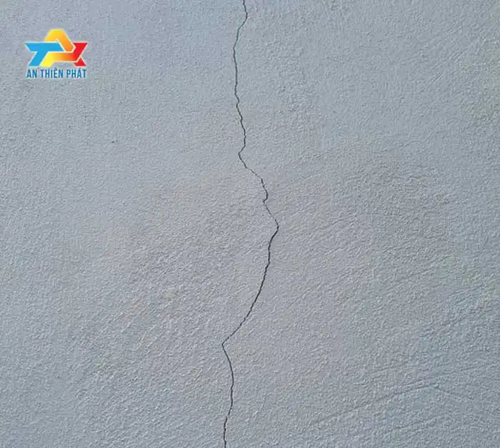 Nhà cấp 4 bị nứt tường